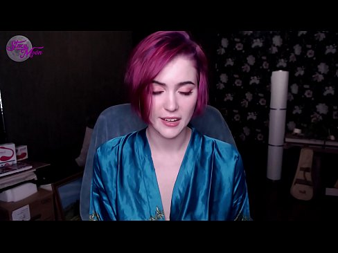 ❤️ Uweisunge iwwer d'Réck vun engem russesche Meedchen op Englesch ☑ Fuckvideo bei eis ️❤